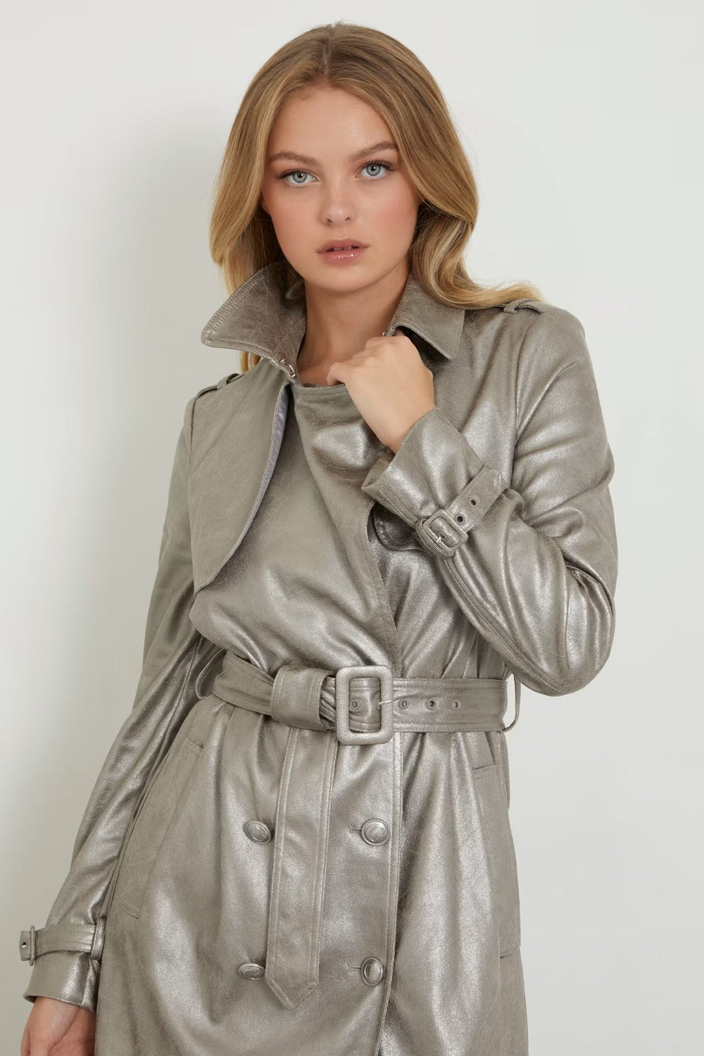 Trench GUESS De Dama Cu Aspect Lucios IMBRACAMINTE GUESS Argintiu XS 762492648480