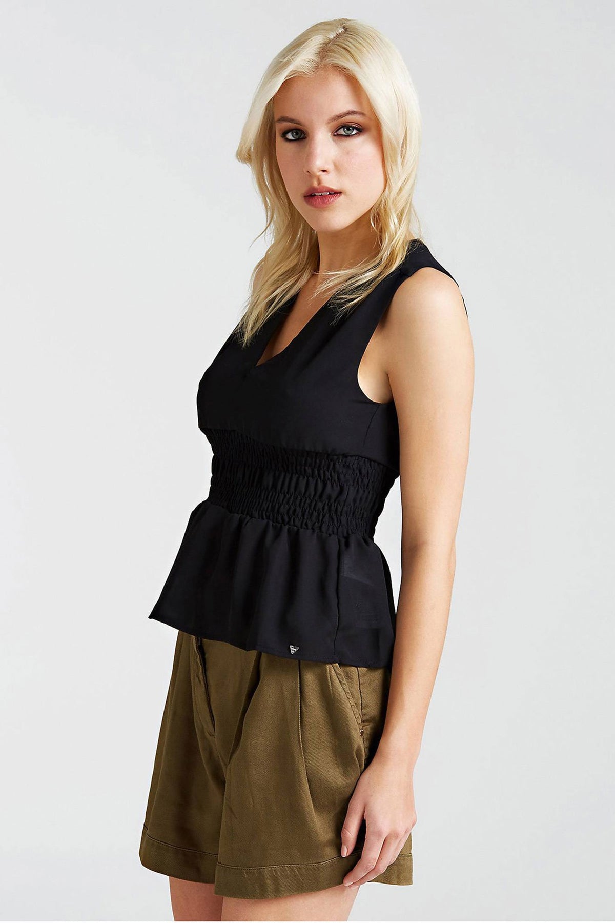 Top GUESS UB10W92H9NWCEJ0 TOPURI SI BLUZE GUESS Negru XS 7613419191950