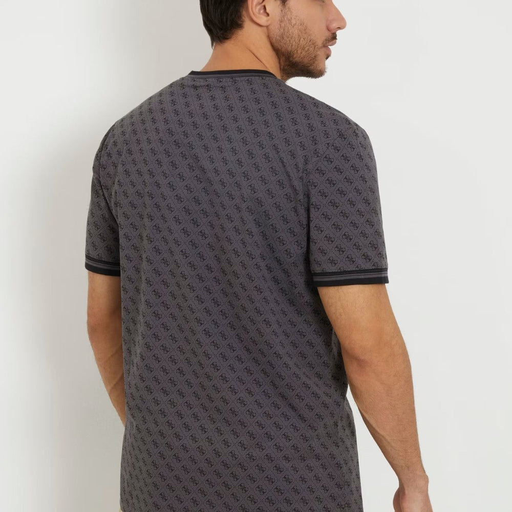 
                      
                        Tricou GUESS De Barbati Cu Logo Imprimat IMBRACAMINTE GUESS   
                      
                    