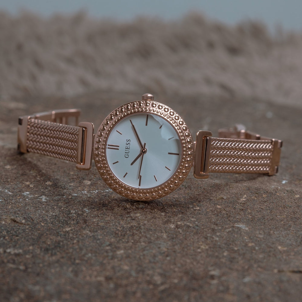 
                      
                        Ceas de dama GUESS MONROE GUW1152L3 CEASURI GUESS   
                      
                    